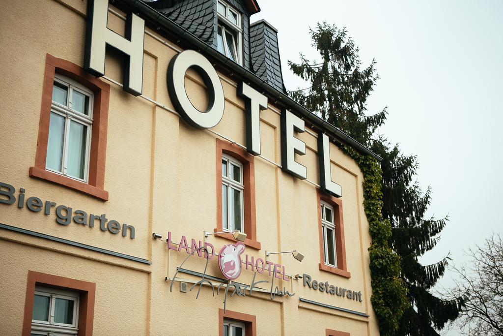 Landhotel Airport-Inn Лаутценхаузен Экстерьер фото